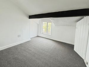 Bedroom- click for photo gallery
